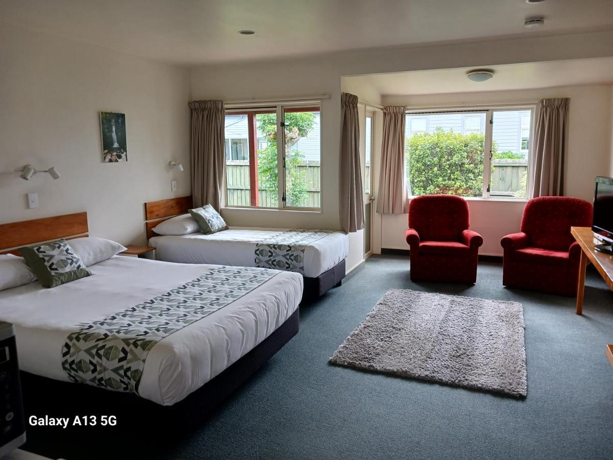 Anatoki Lodge Motel Takaka Luaran gambar