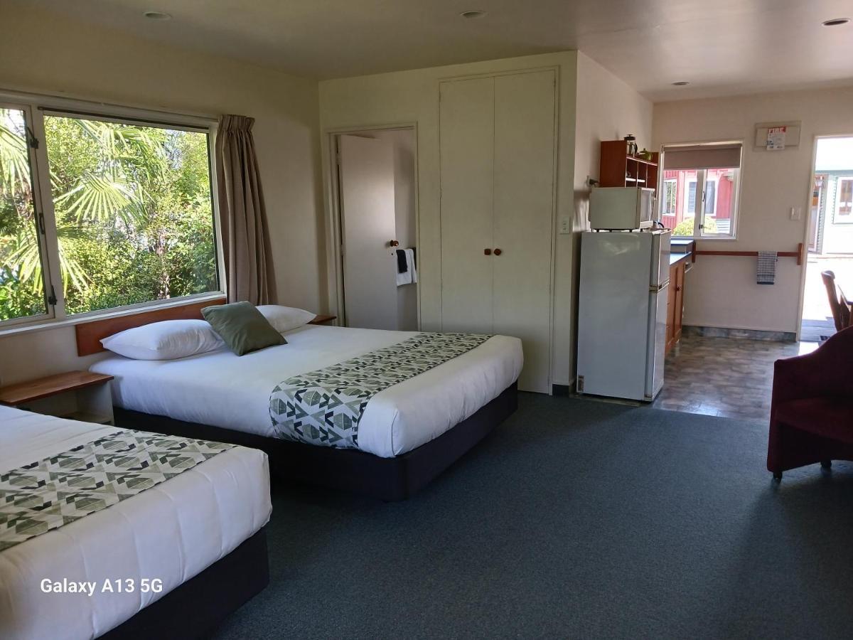 Anatoki Lodge Motel Takaka Luaran gambar