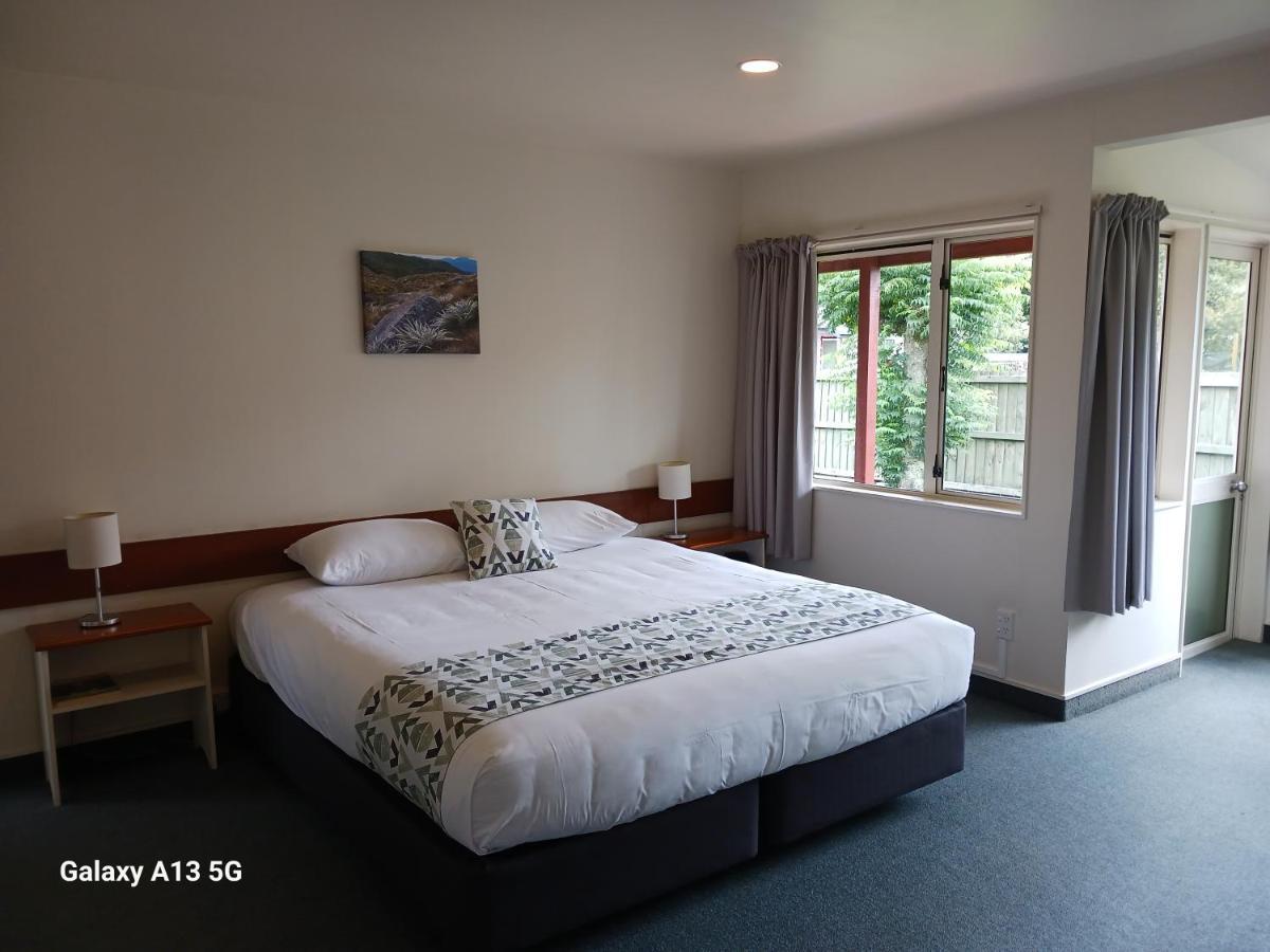 Anatoki Lodge Motel Takaka Luaran gambar