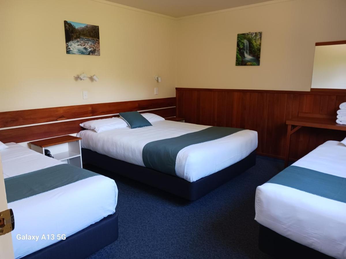 Anatoki Lodge Motel Takaka Luaran gambar