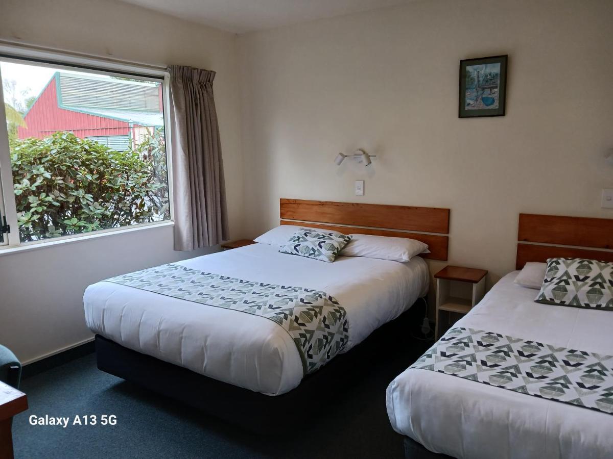 Anatoki Lodge Motel Takaka Luaran gambar